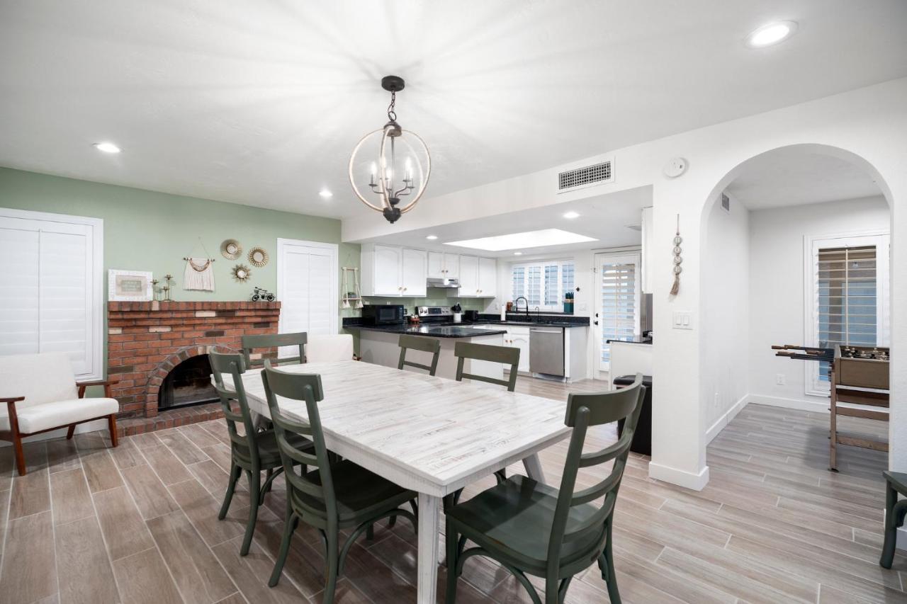 פאוריה Large Pool With Diving Board, Remodeled 3Bdrm, Near State Farm Stdm And More! מראה חיצוני תמונה