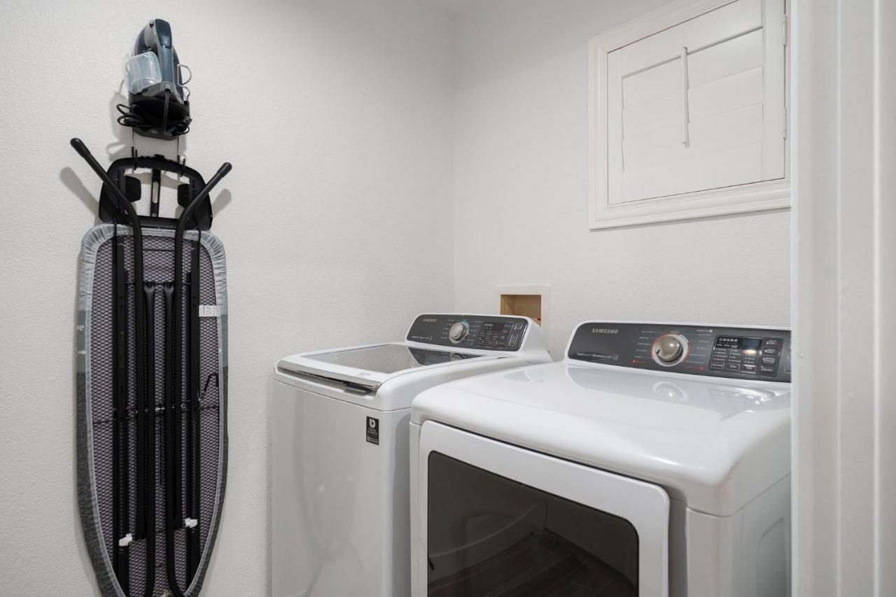 פאוריה Large Pool With Diving Board, Remodeled 3Bdrm, Near State Farm Stdm And More! מראה חיצוני תמונה